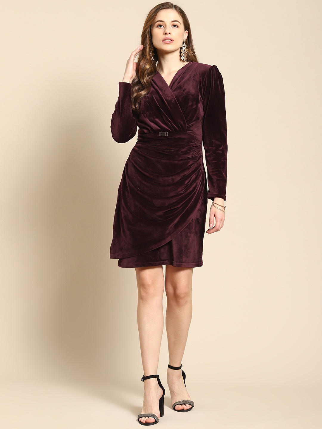 

WoowZerz Burgundy Velvet Bodycon Dress