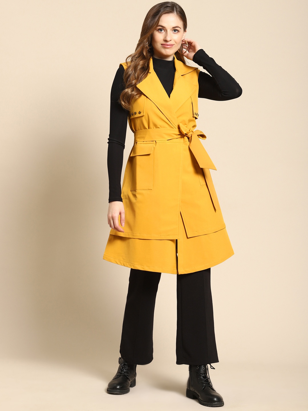

WoowZerz Women Yellow Layered Sleeveless Over Coat