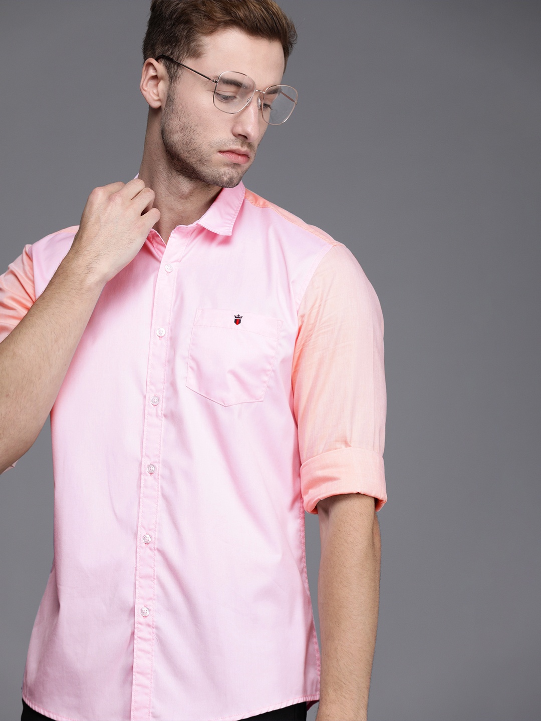 

Louis Philippe Jeans Men Pink & Peach-Coloured Pure Cotton Slim Fit Casual Shirt