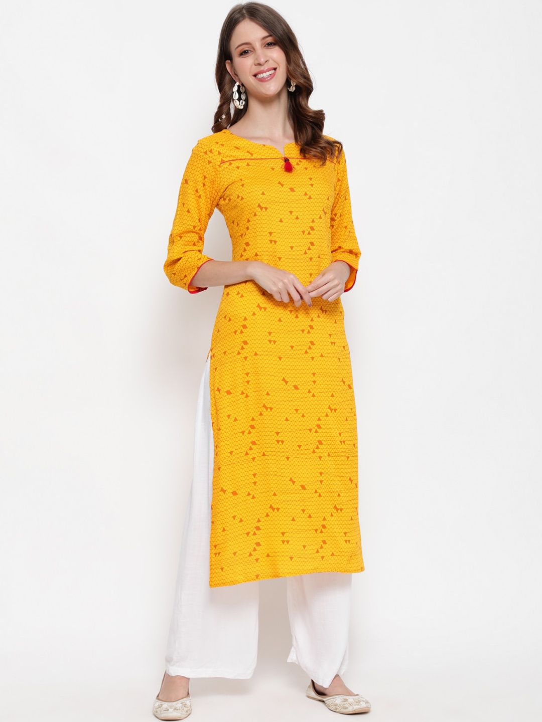 

antaran Women Mustard Yellow Geometric Print Kurta