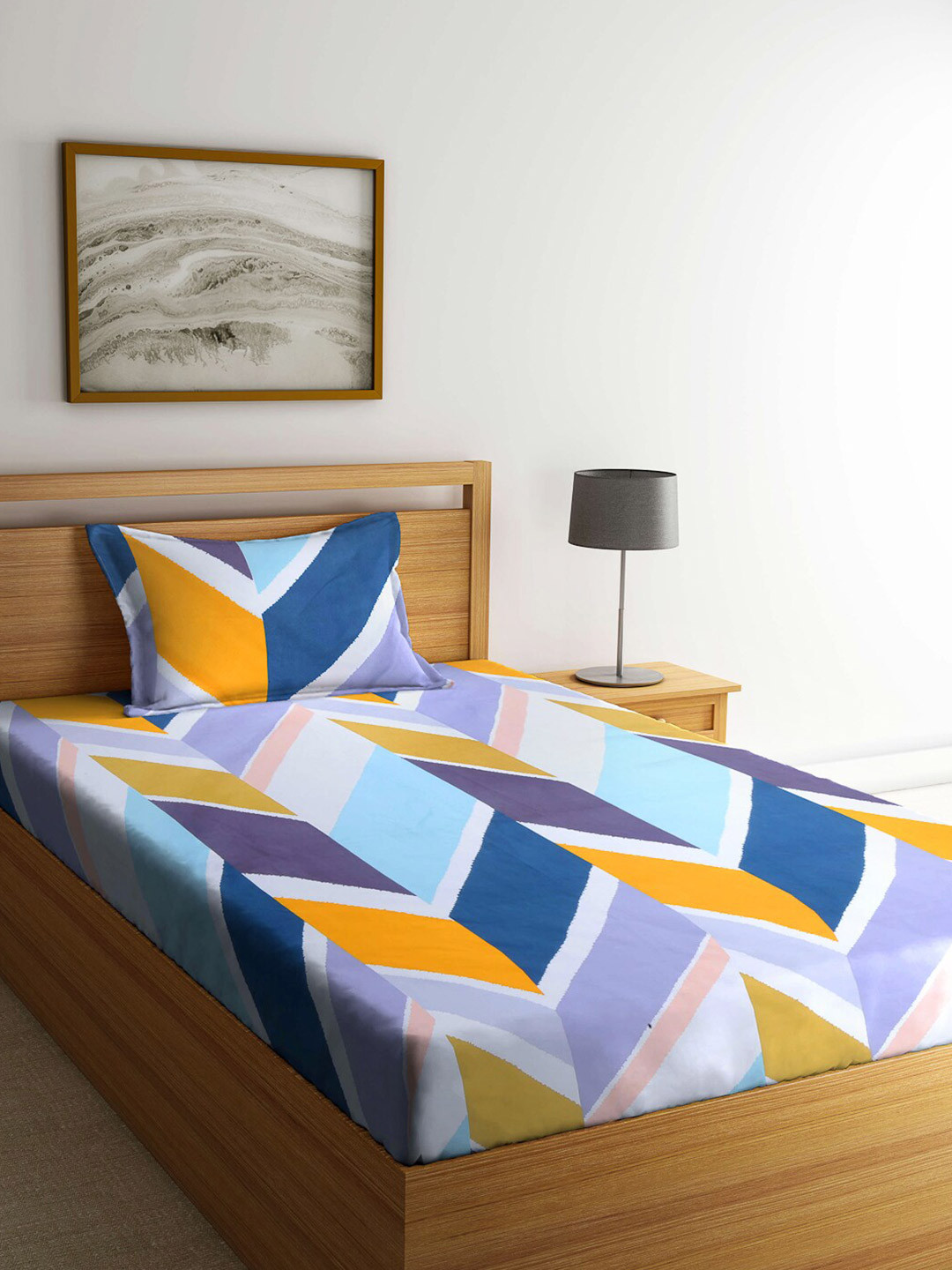 

KLOTTHE Mustard & Blue Geometric 210 TC Single Bedsheet with 1 Pillow Covers