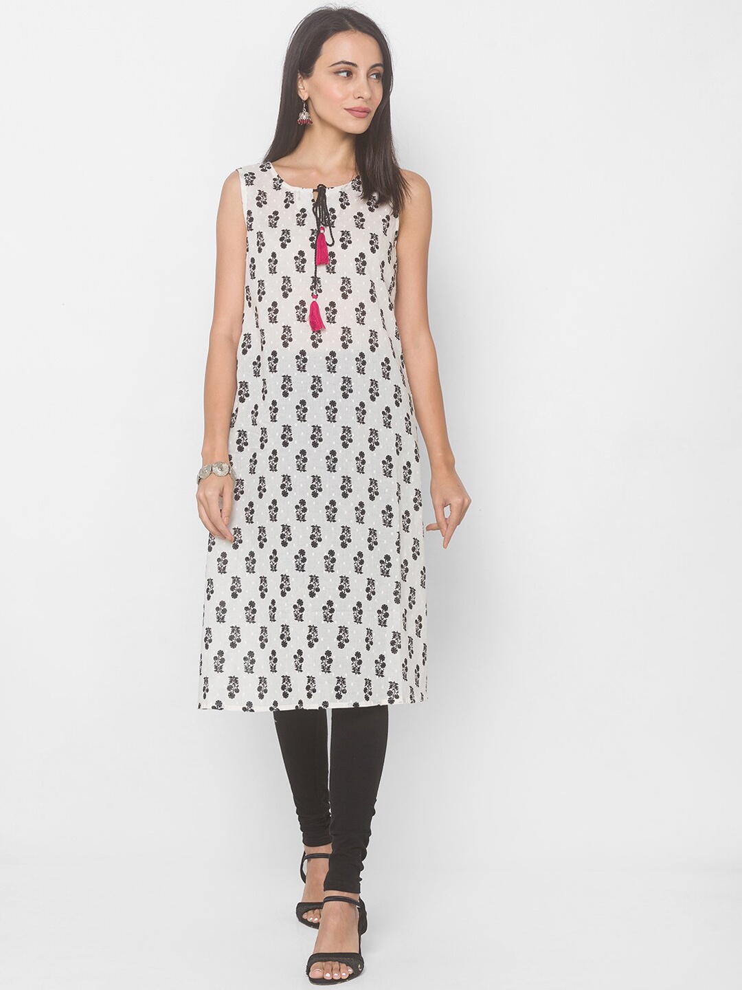 

Globus Women Off White Ethnic Motifs Printed Keyhole Neck Thread Work Kurta