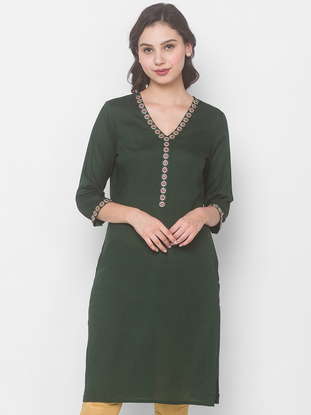

Globus Women Green Embroidered Flared Sleeves Thread Work Kurta
