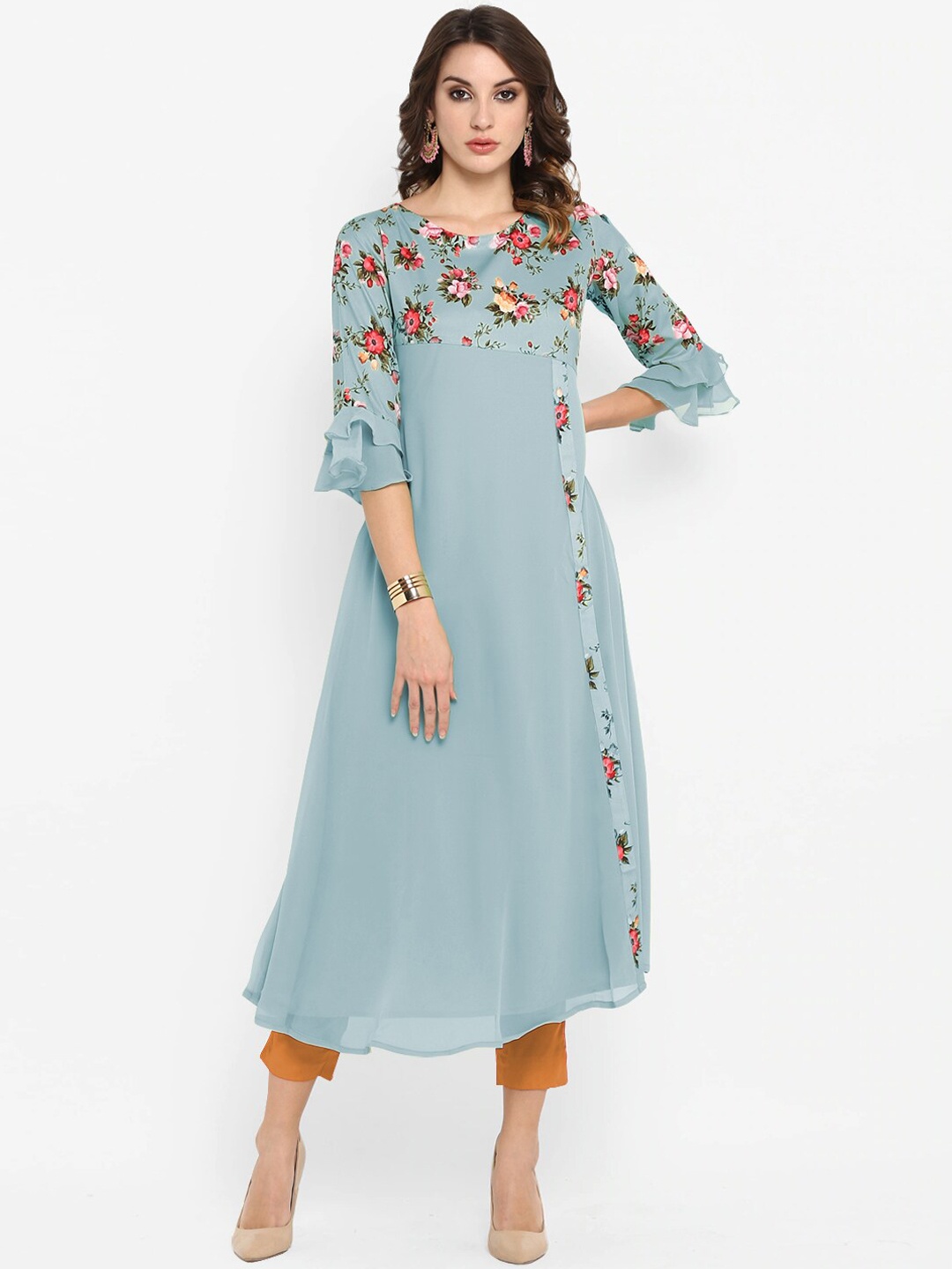 

Janasya Women Blue Floral Embroidered Flared Sleeves Thread Work Crepe Anarkali Kurta