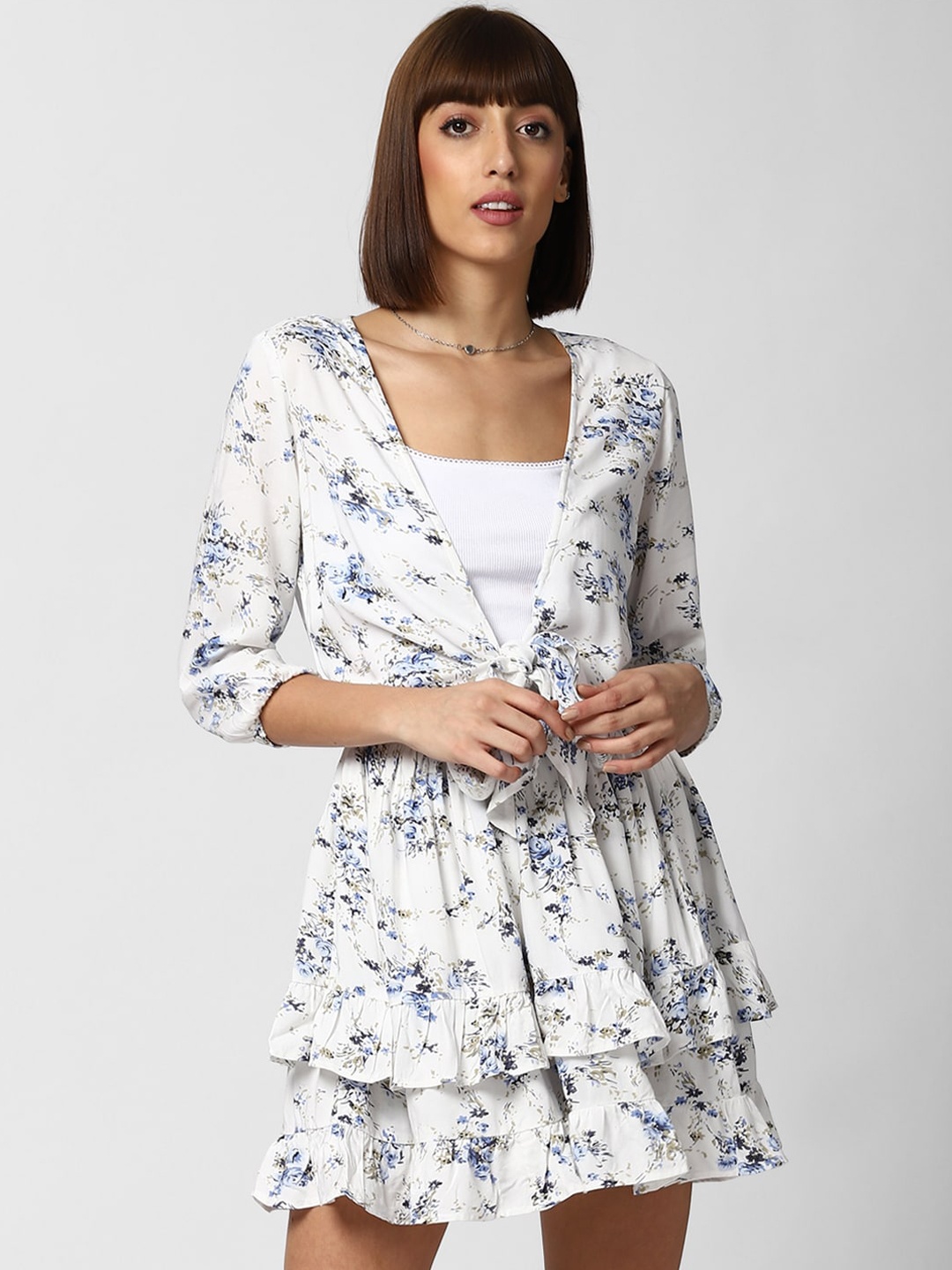 

FOREVER 21 White & Blue Printed with Ruffles Jumpsuit