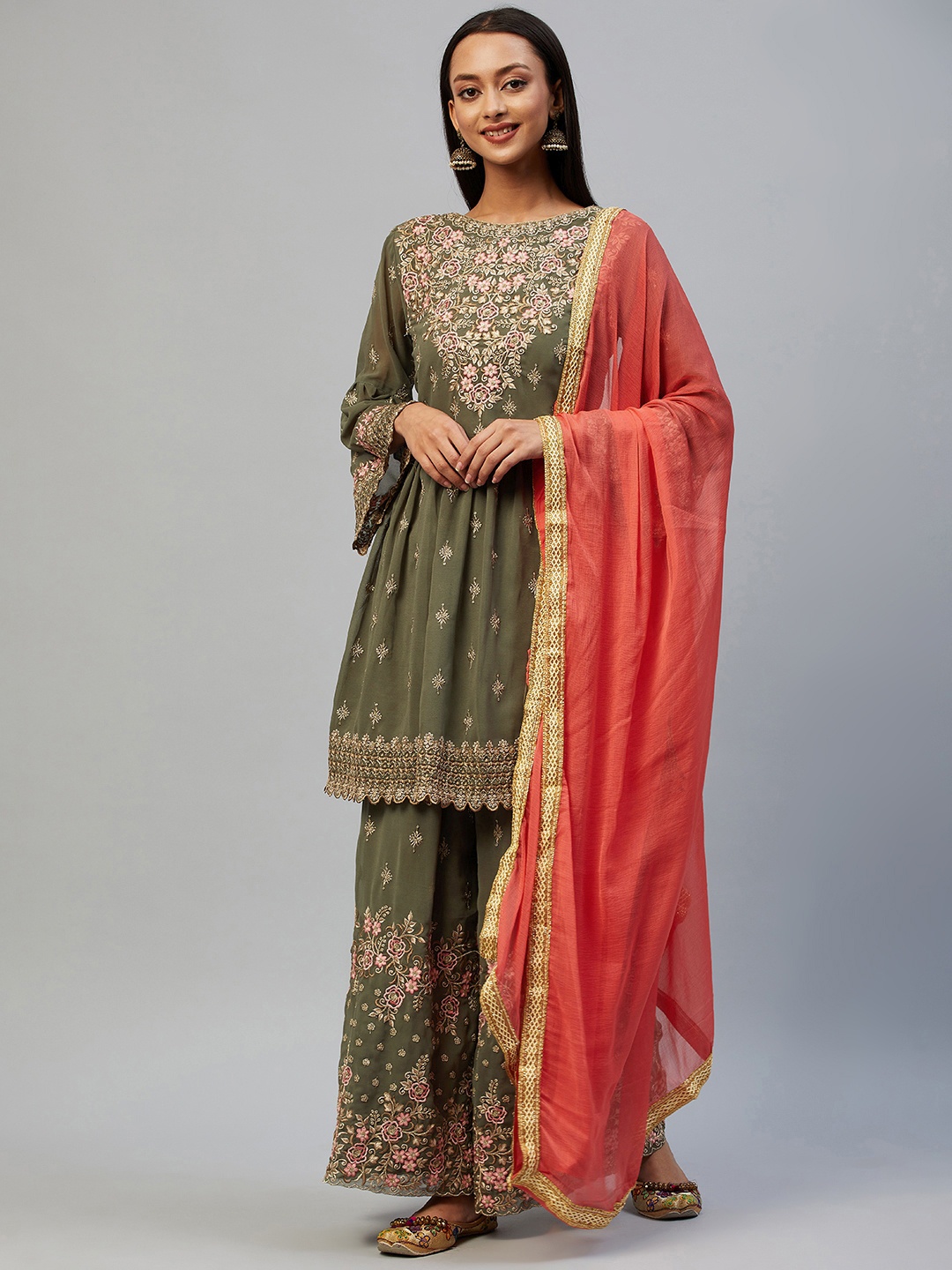 

Readiprint Fashions Green & Olive Green Embroidered Semi-Stitched Dress Material
