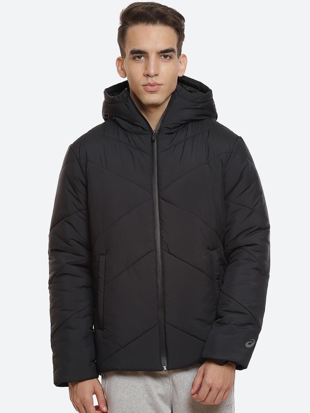 

ASICS Men Black Water Resistant Longline Insulation Hooded Jacket