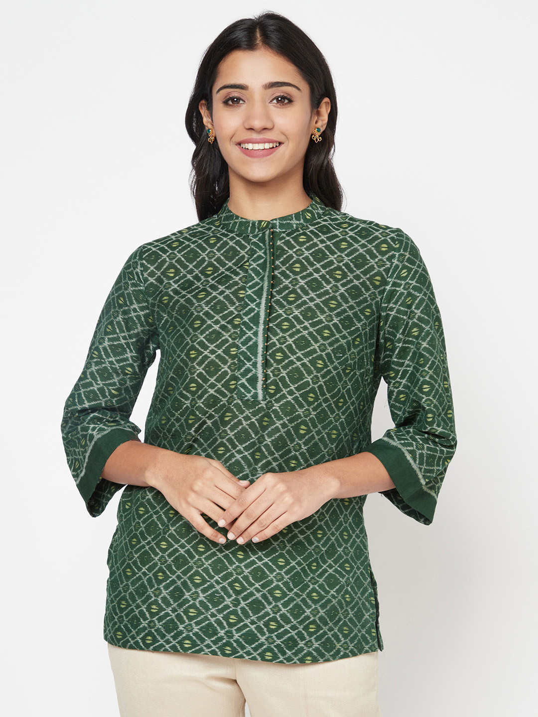 

Fabindia Green & White Ikkat Weaved Pure Cotton Kurti