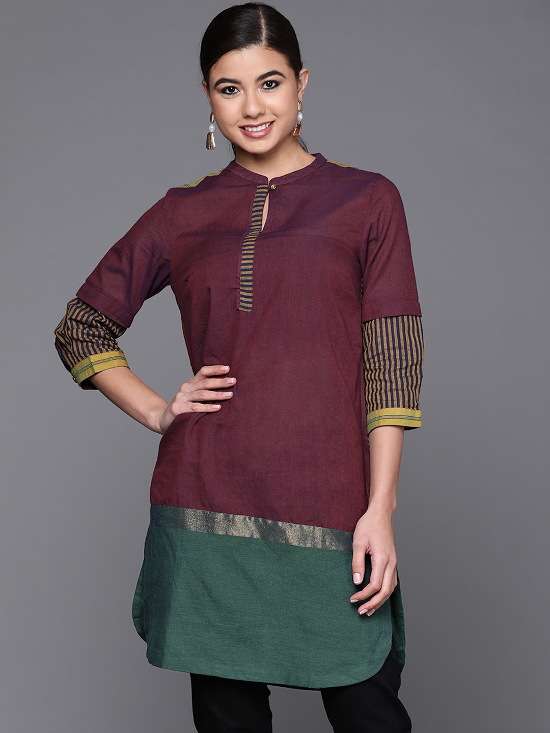 

Fabindia Women Burgundy & Green Pure Cotton Colourblocked Kurta
