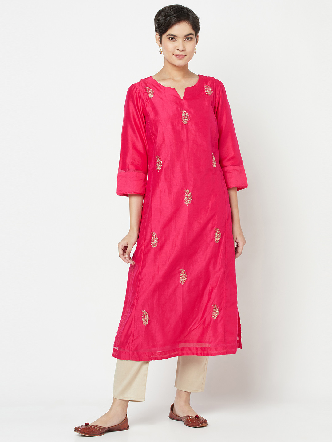 

Fabindia Women Pink Ethnic Motifs Embroidered Thread Work Kurta
