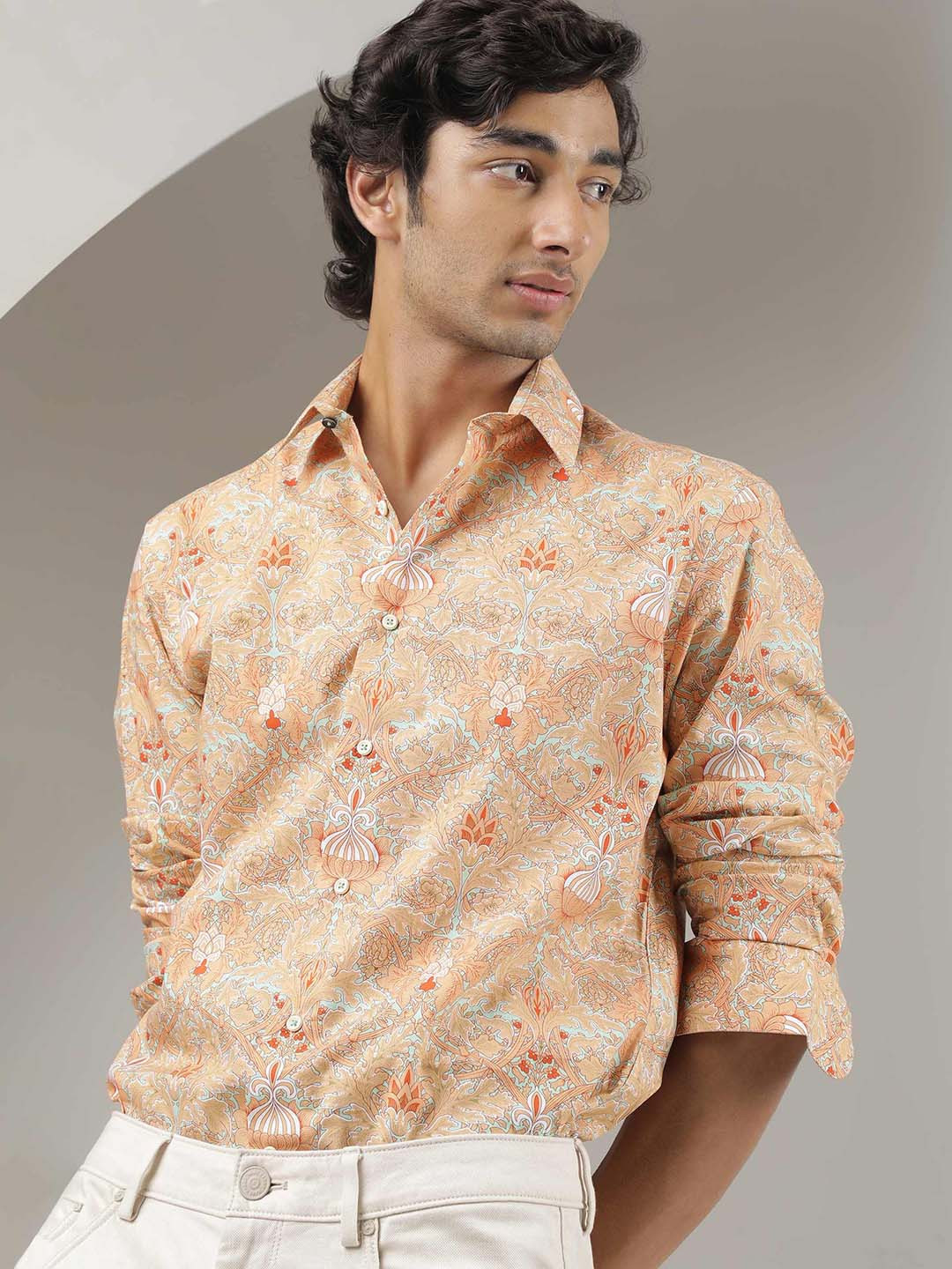 

RARE RABBIT Men Beige Slim Fit Floral Printed Casual Shirt