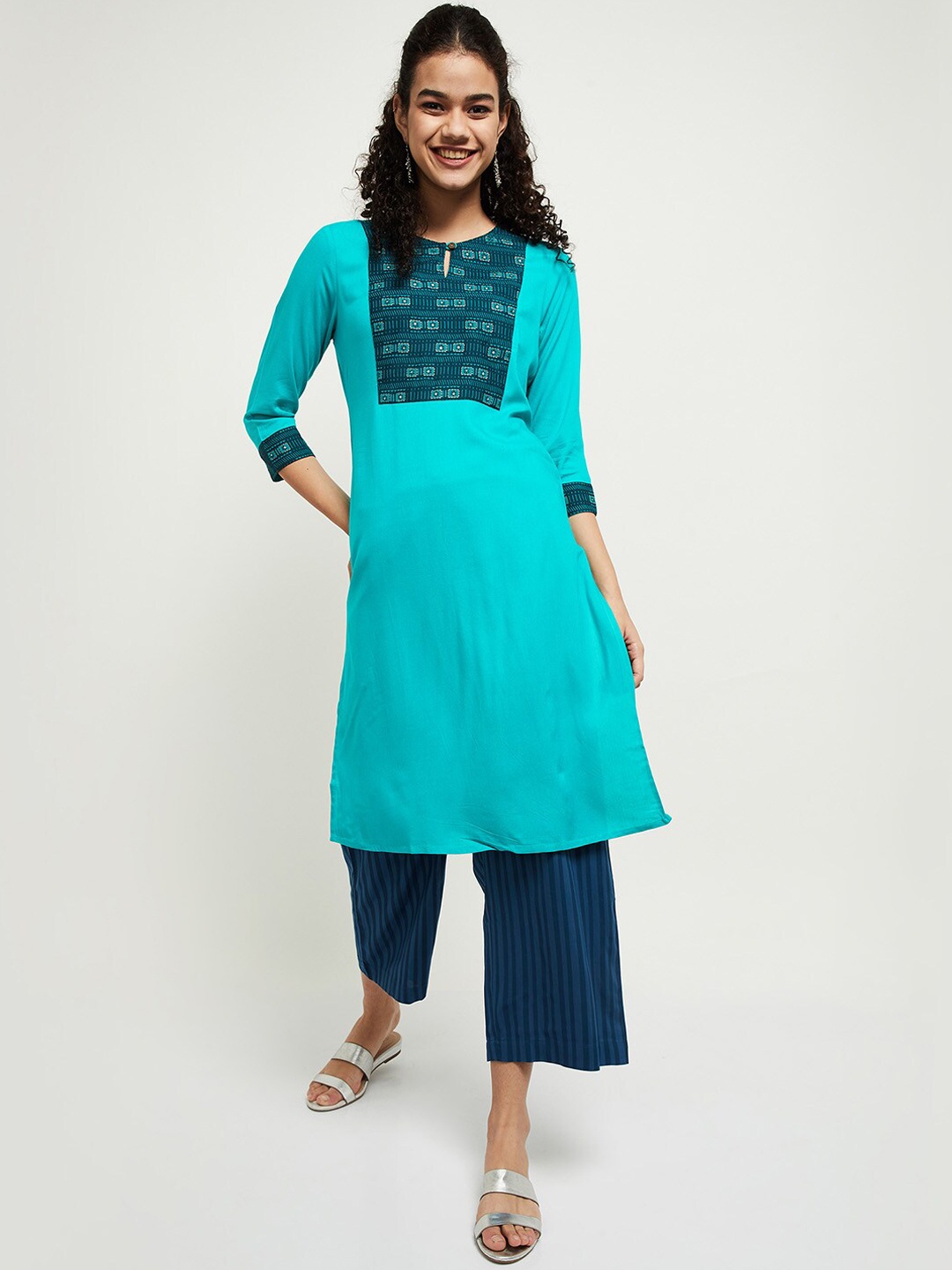 

max Women Blue Yoke Design Keyhole Neck Kurta