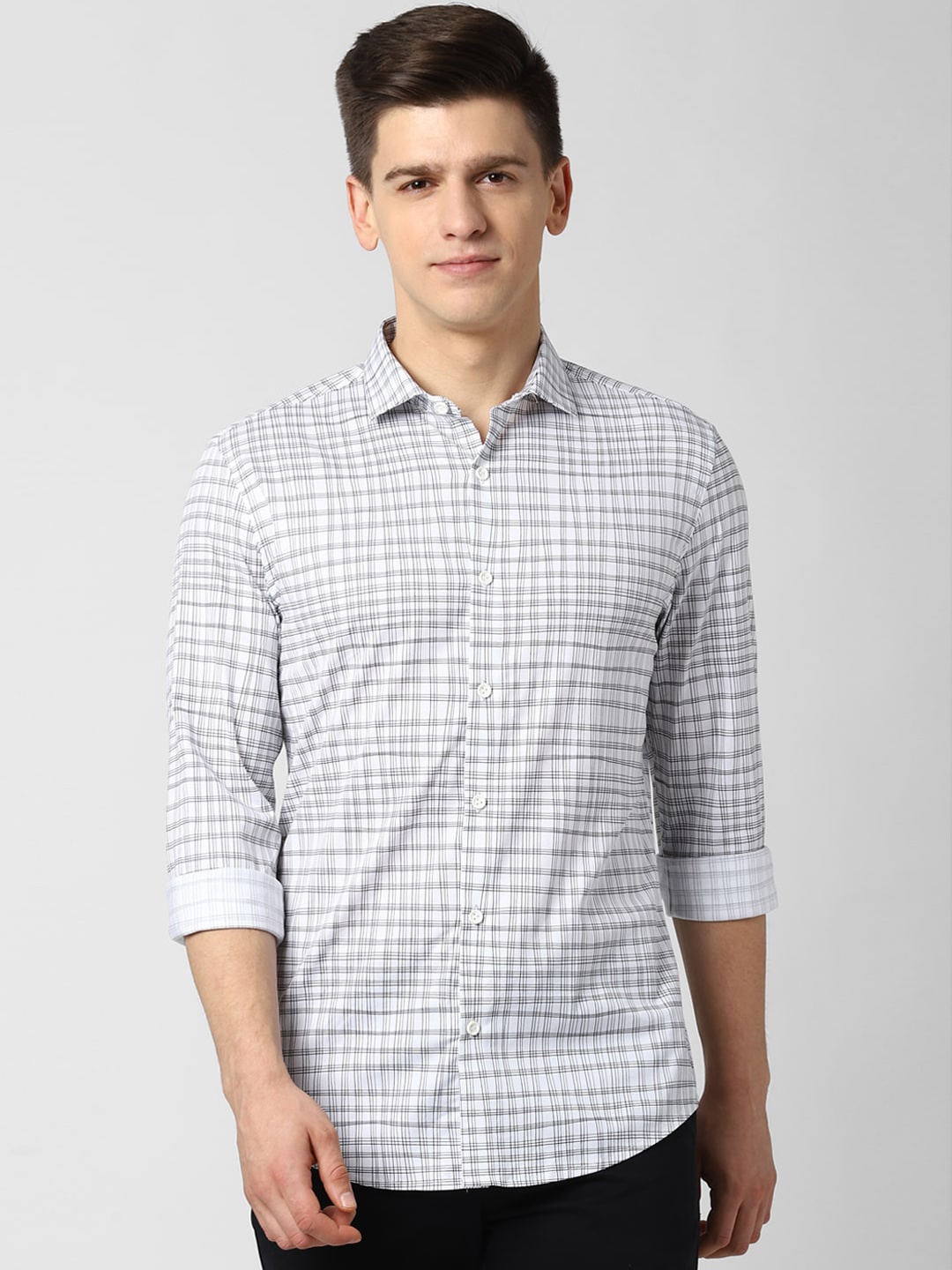 

Peter England Men White Slim Fit Opaque Checked Casual Shirt