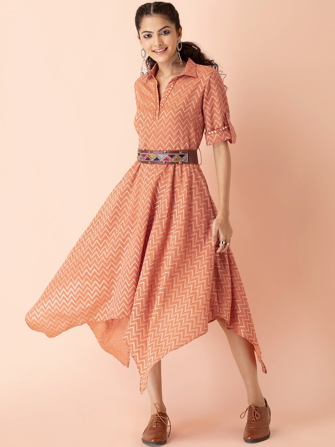 

Earthen BY INDYA Women Coral Chevron Printed High Low Dress with Belt