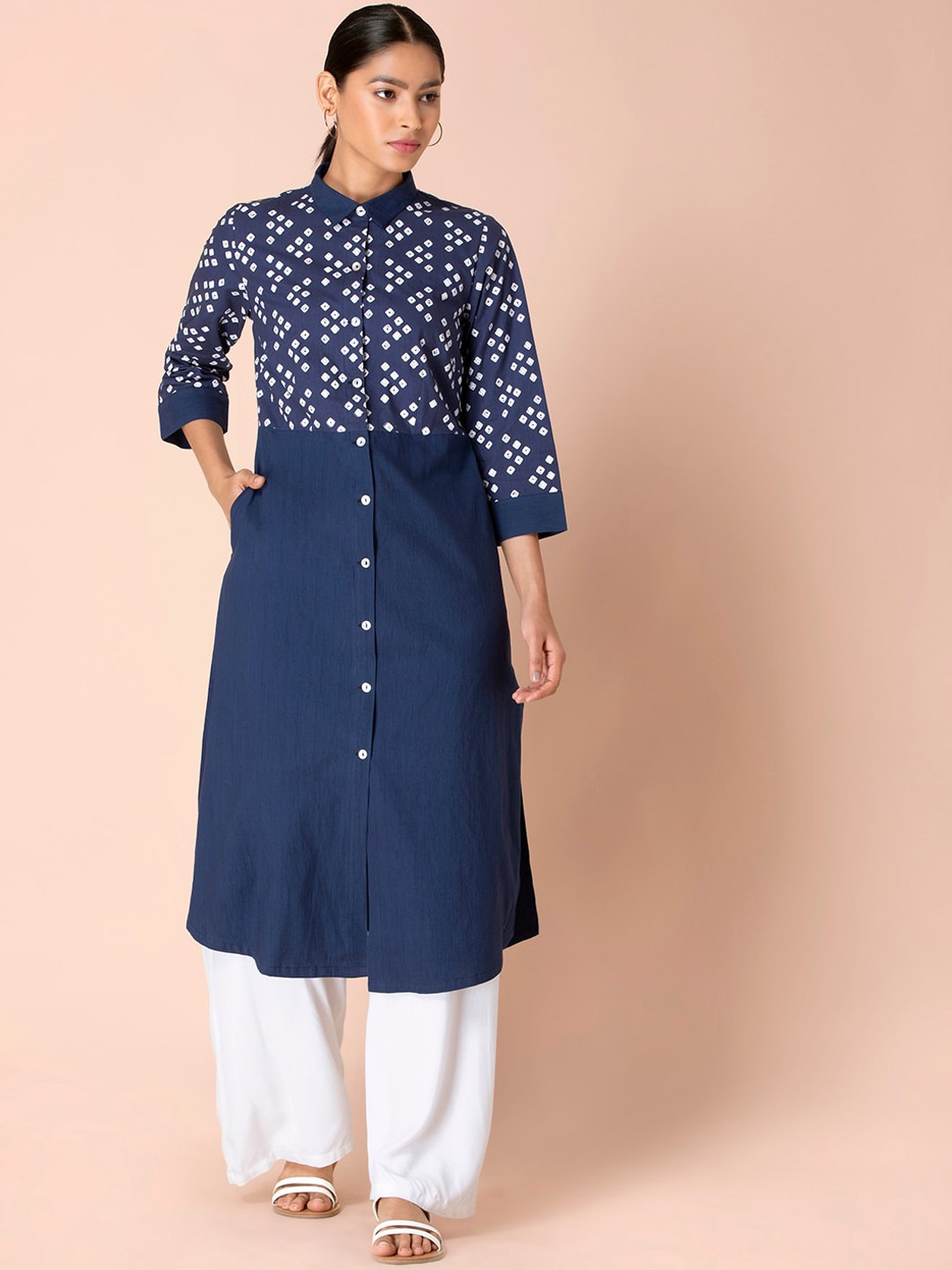 

Earthen BY INDYA Women Blue & White Geometric Print Kurta