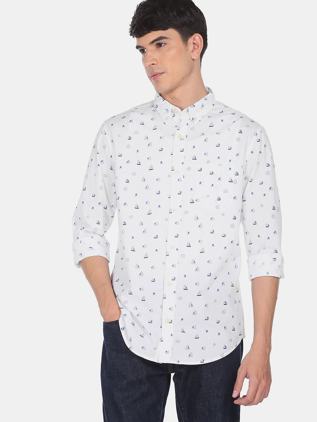 

Aeropostale Men White & Blue Printed Casual Shirt