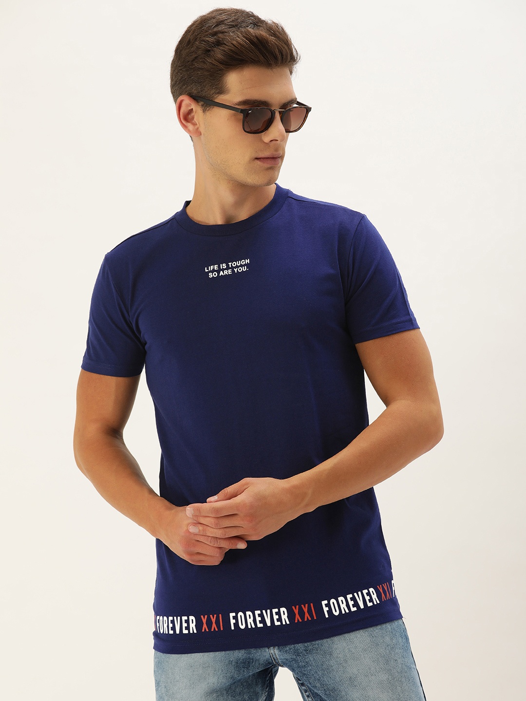 

FOREVER 21 Men Blue Typography Printed T-shirt