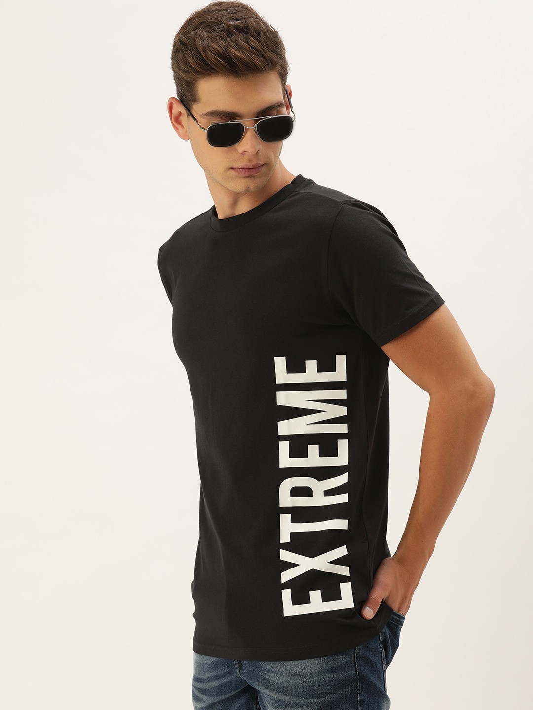 

FOREVER 21 Men Black Typography Printed T-shirt
