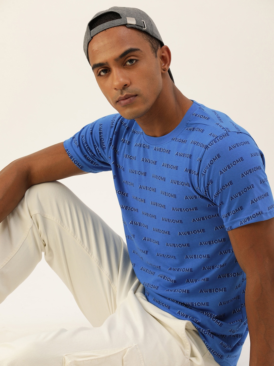 

FOREVER 21 Men Blue Typography Printed Round-Neck Casual T-shirt