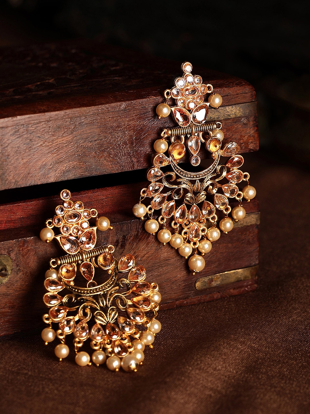 

Rubans Gold-Toned Kundan Studded & Pearl Beaded Crescent Shaped Chandbalis Earrings