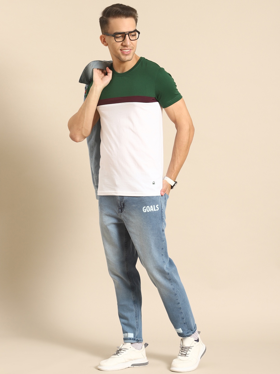 

United Colors of Benetton Men White & Green Colourblocked T-shirt