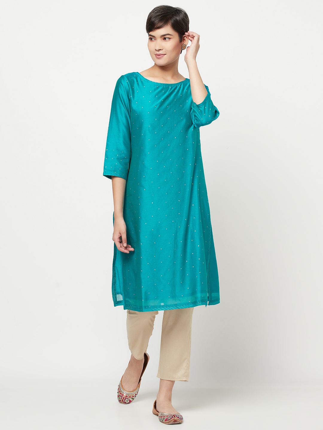 

Fabindia Women Blue & Golden Handblock Print Slim Fit Straight Kurta