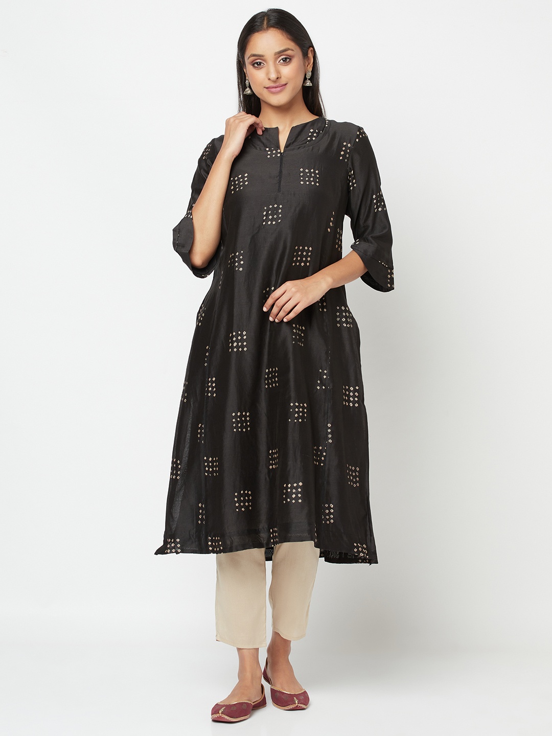 

Fabindia Women Black & Cream-Coloured Bandhani Print A-Line Kurta