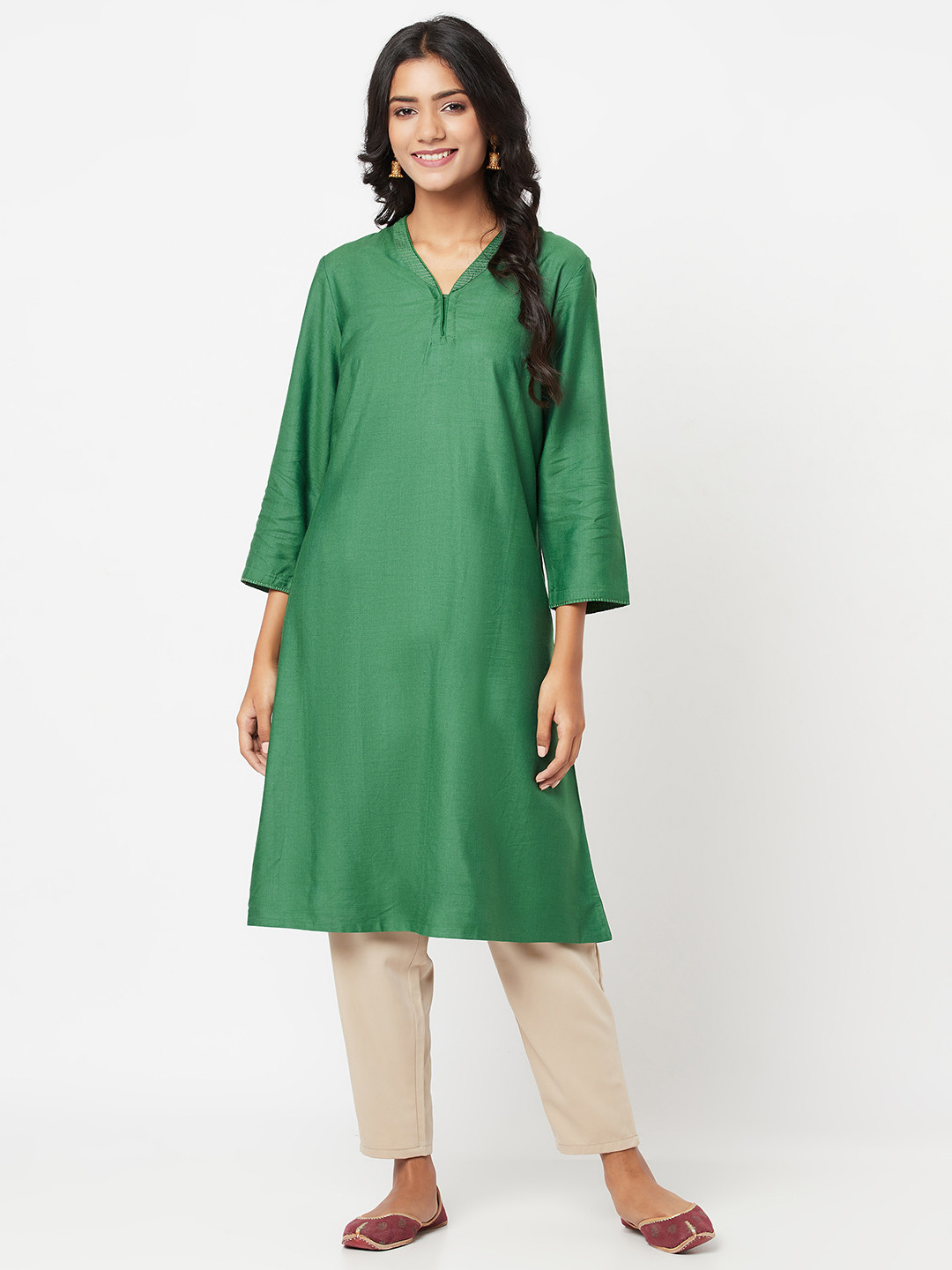 

Fabindia Women Green Solid Kurta