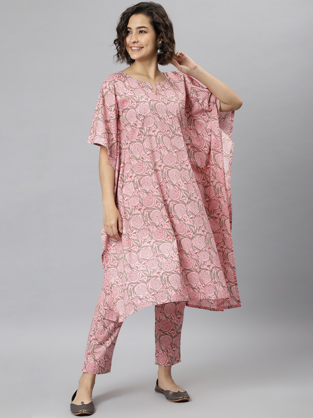 

Janasya Women Pink Floral Printed Regular Pure Cotton Kaftan Kurta with Trousers