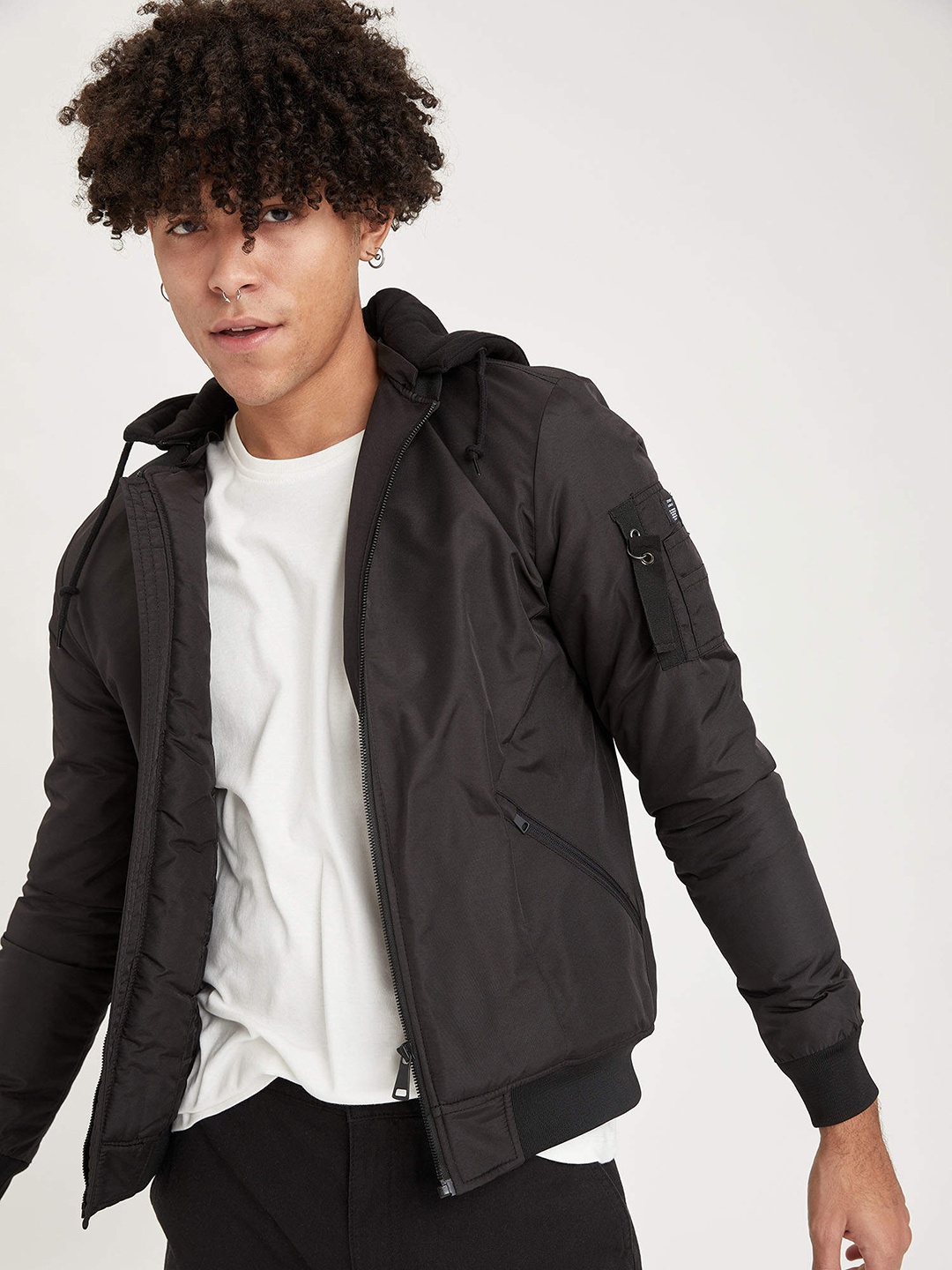 

DeFacto Men Black Slim Fit Solid Hooded Bomber Jacket