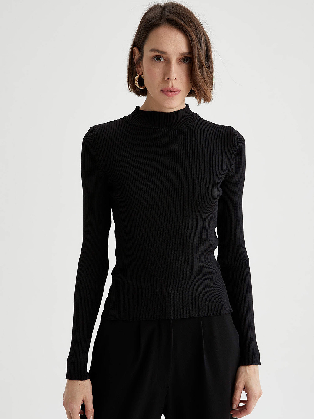 

DeFacto Women Black Ribbed REGULAR FIT Tricot Crop Pullover