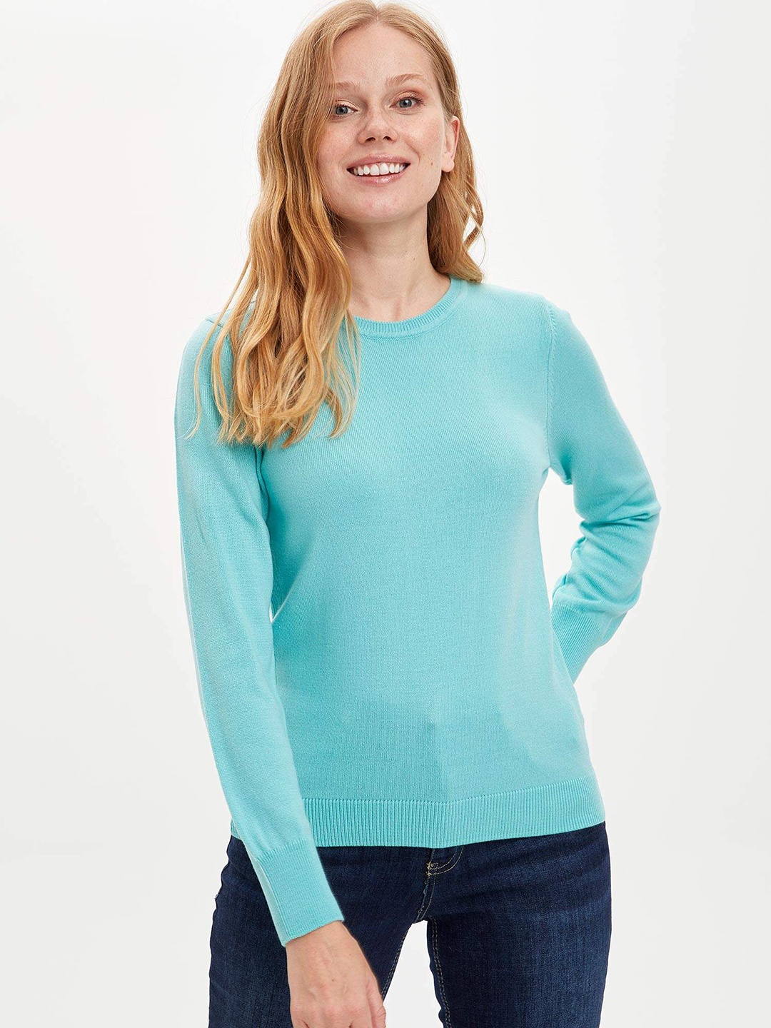 

DeFacto Women Blue Solid Basic REGULAR FIT Tricot Pullover Sweater