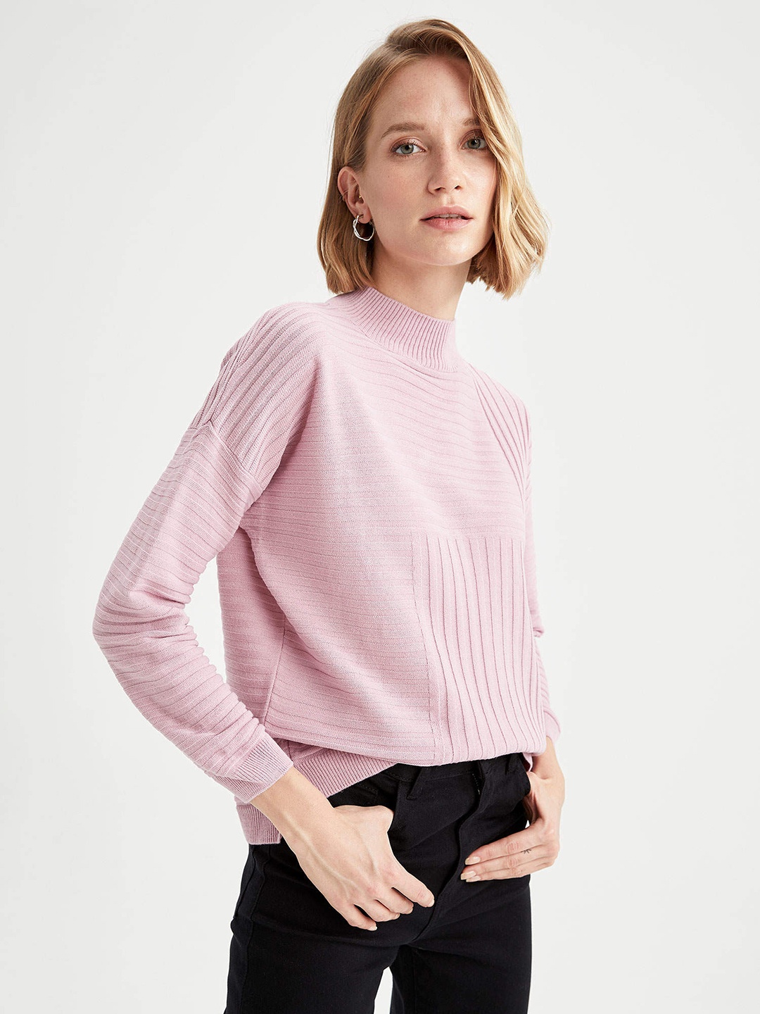 

DeFacto Women Pink Striped REGULAR FIT Tricot Pullover sweater