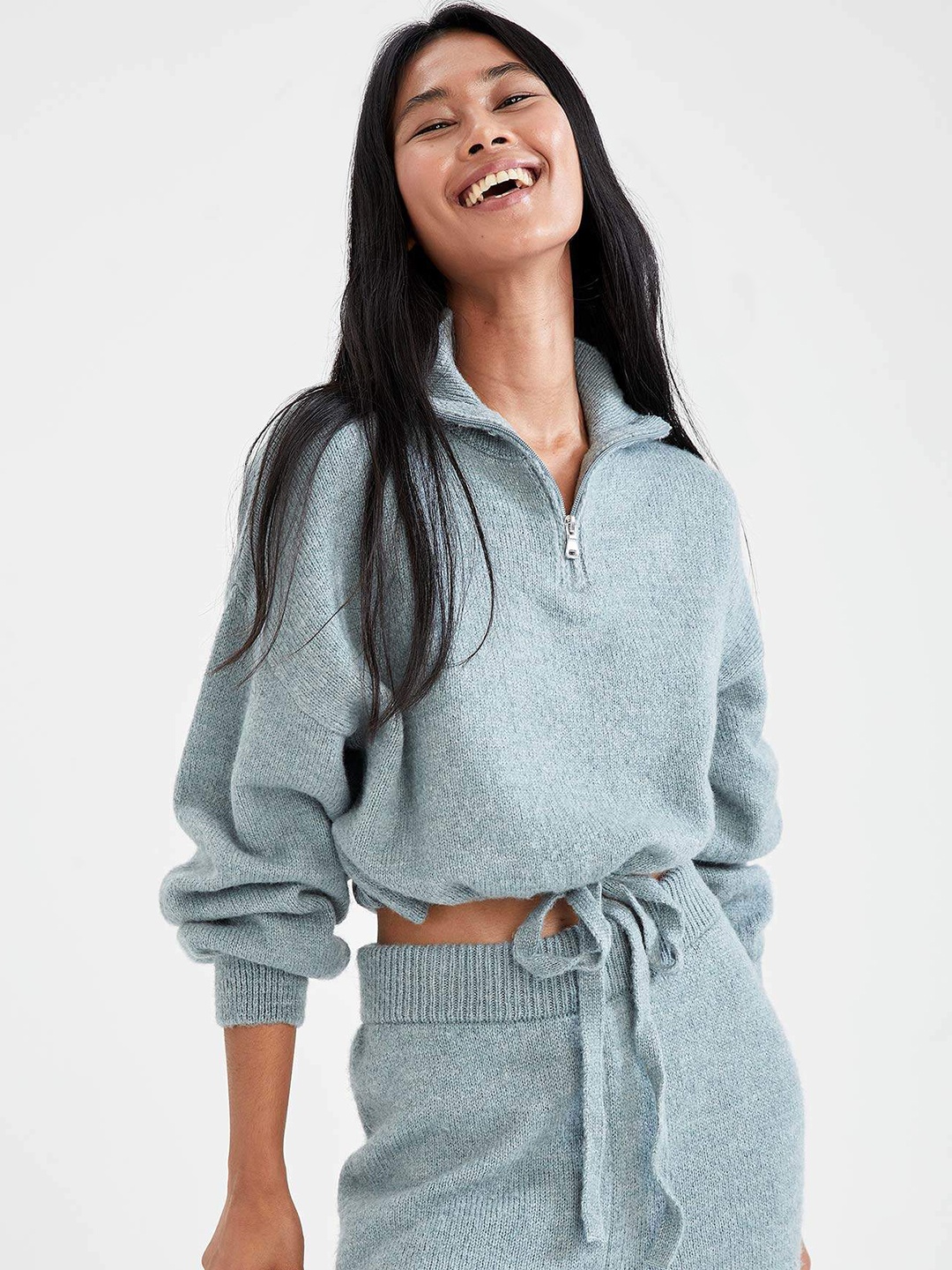 

DeFacto Women Blue Crop Regular Fit Pullover