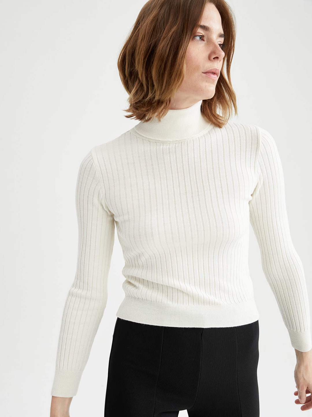

DeFacto Women White Acrylic Ribbed Pullover