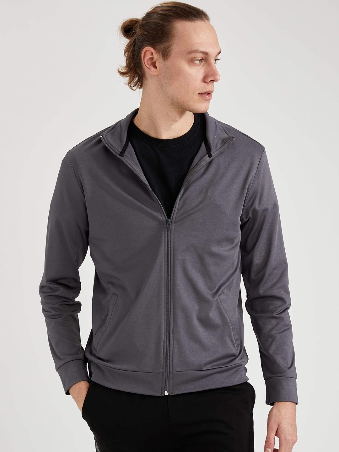 

DeFacto Men Charcoal Slim Fit Cardigan