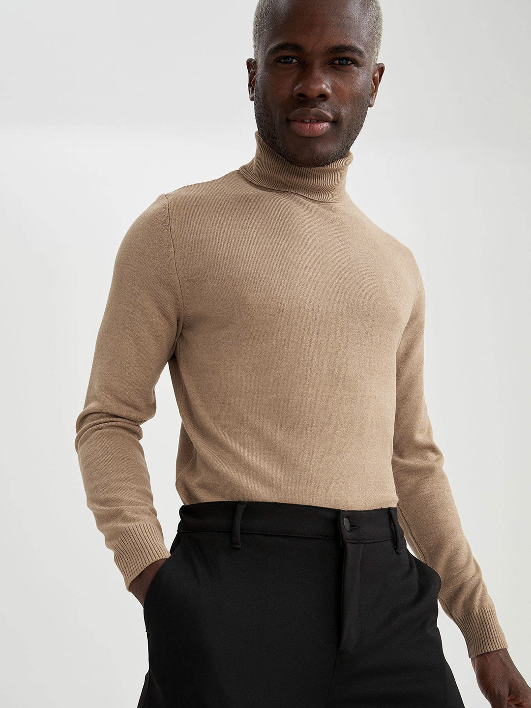 

DeFacto Men Brown Slim Fit Pullover