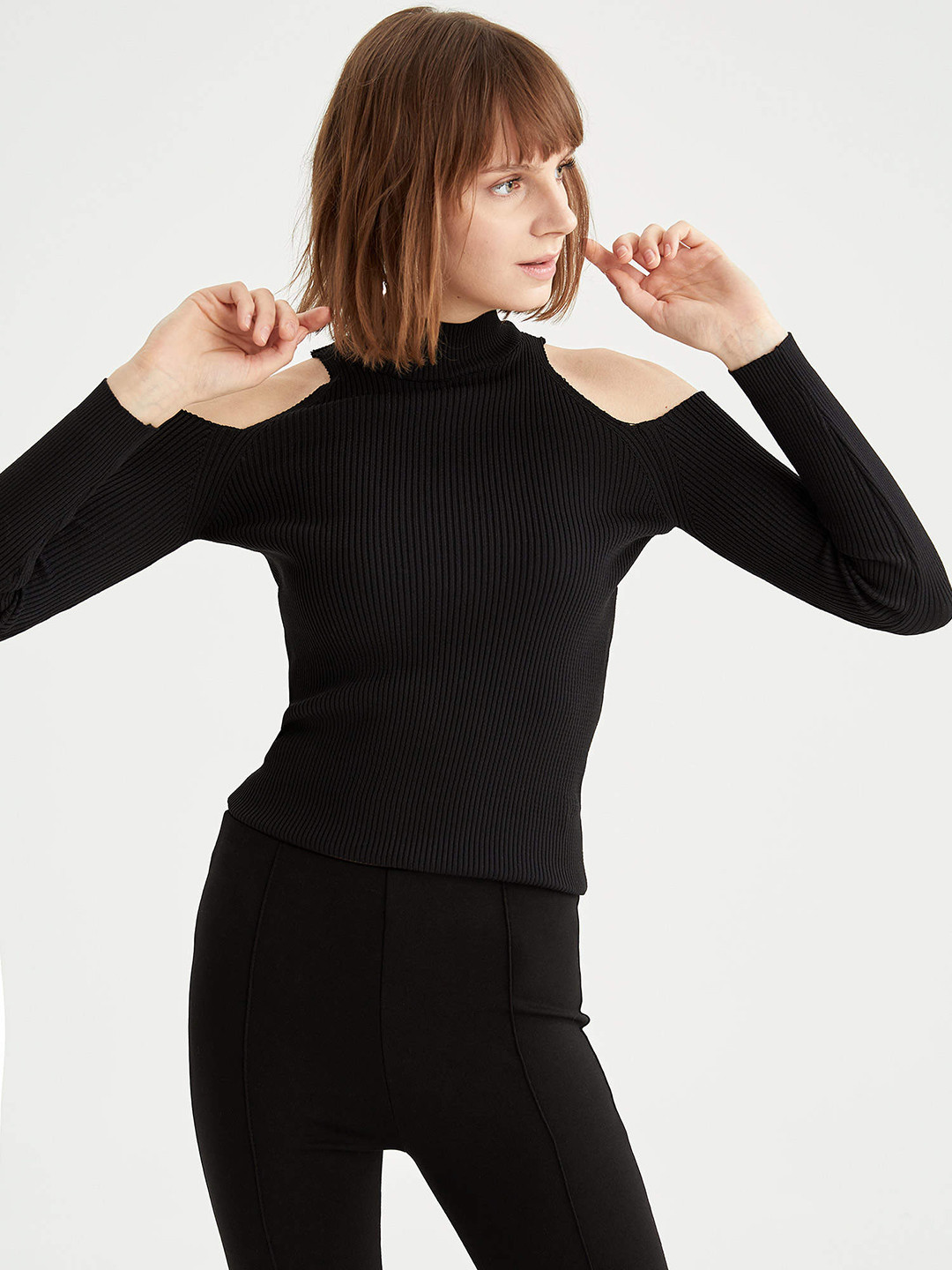 

DeFacto Women Black Ribbed Cold Shoulder Sleeves Pullover