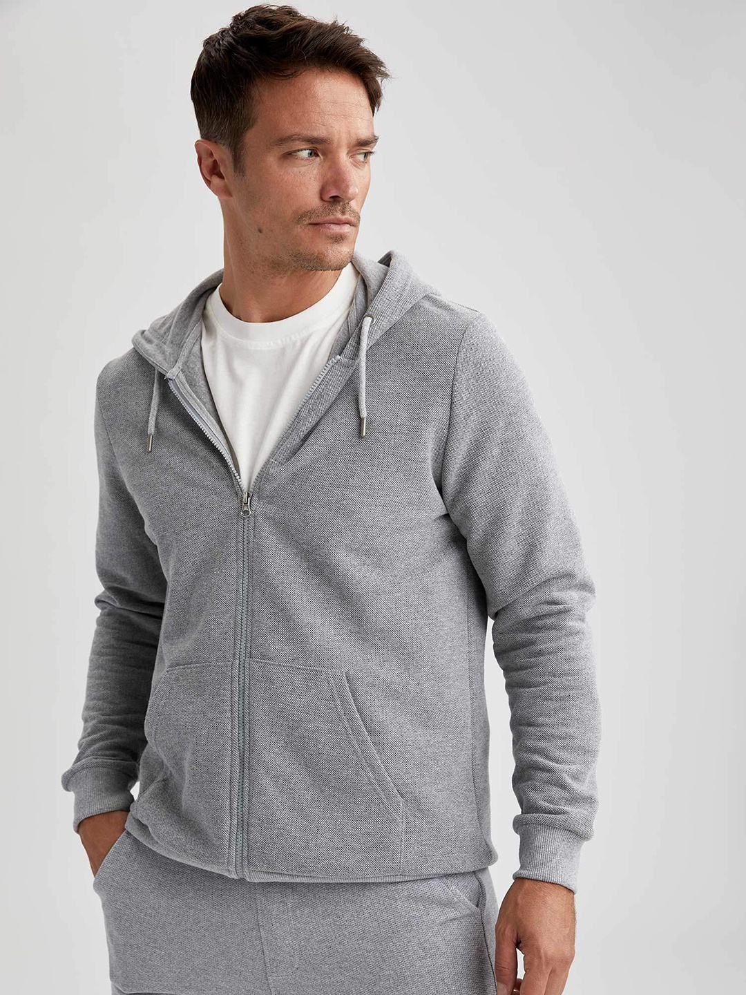 

DeFacto Men Grey Melange Solid Front-Open