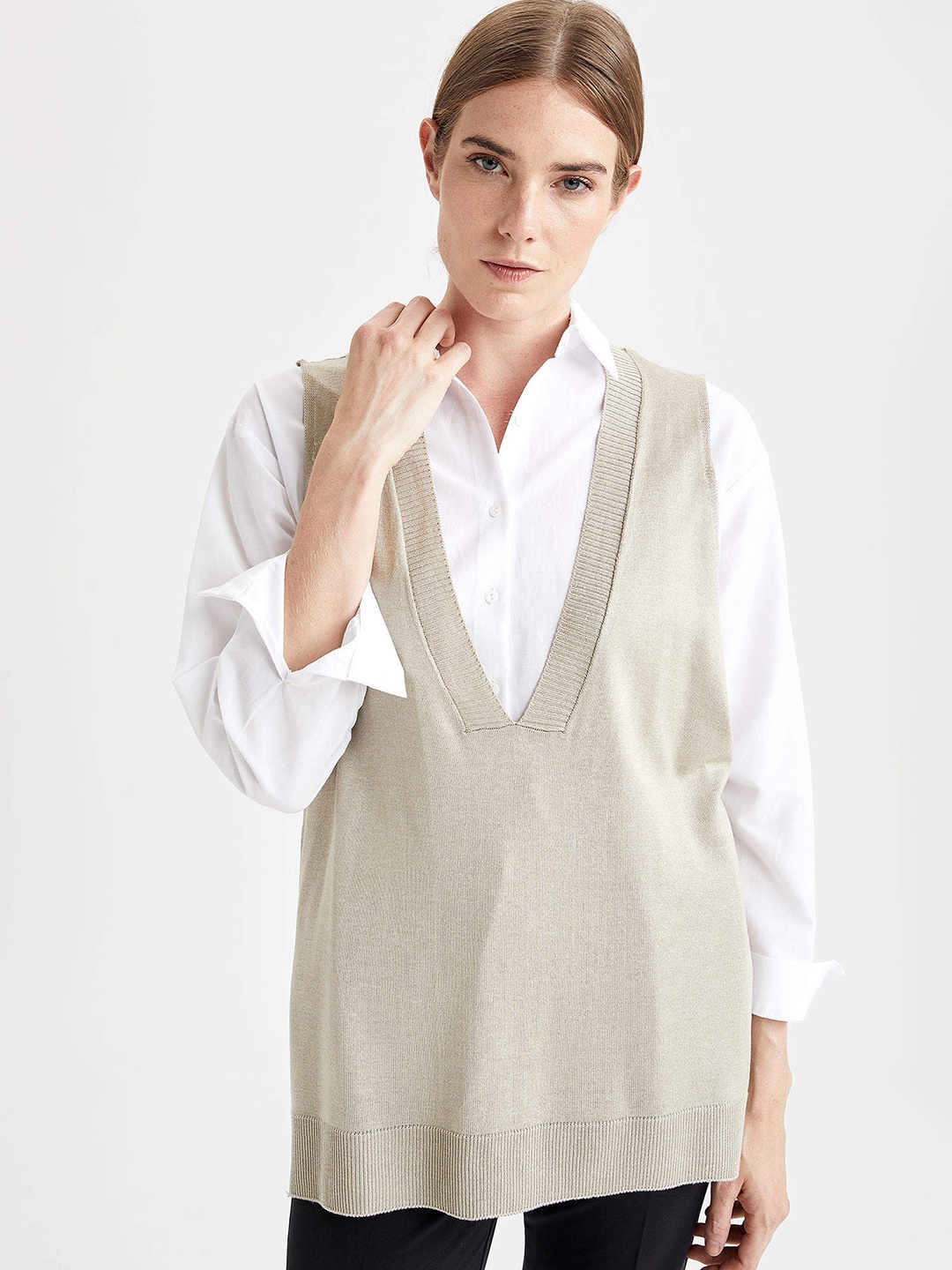 

DeFacto Women Beige Oversize Fit Longline Pullover