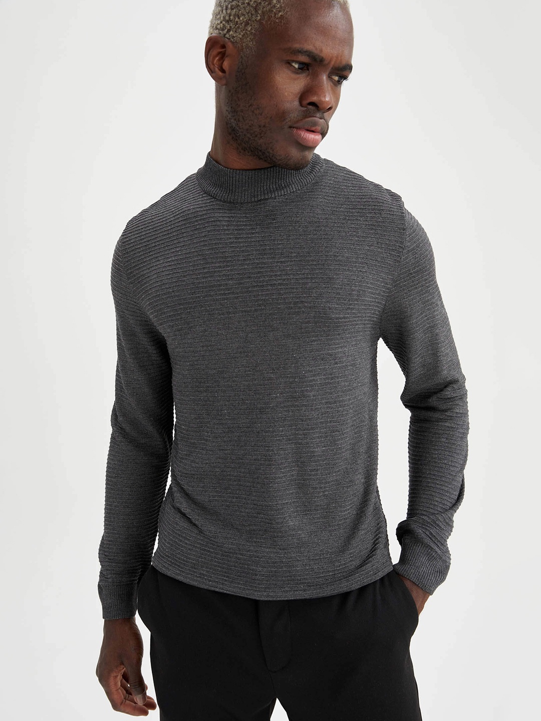 

DeFacto Men Grey Self-Striped Pullover