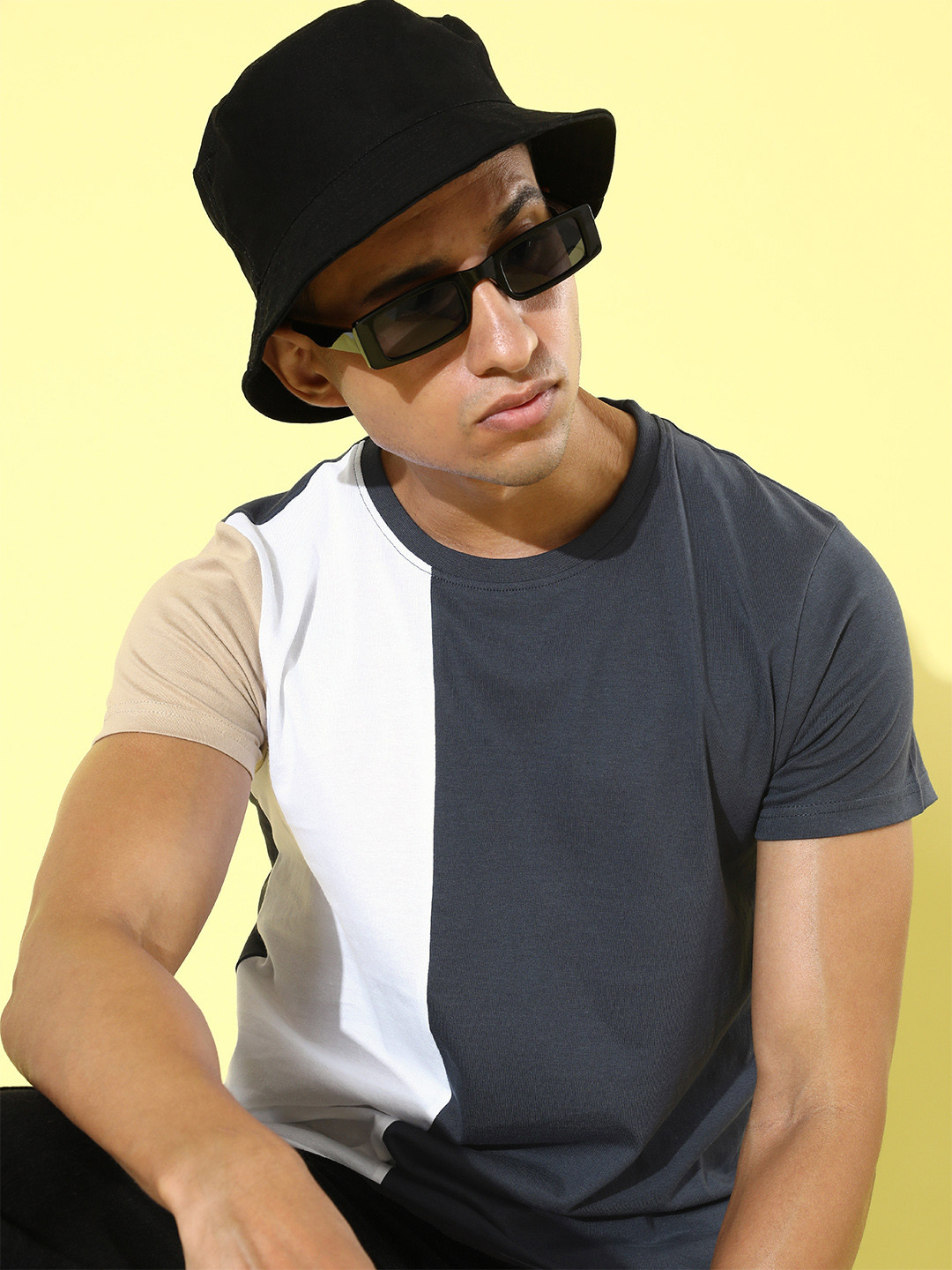 

Moda Rapido Men Dapper Charcoal Colourblocked Playful Splicing Tshirt