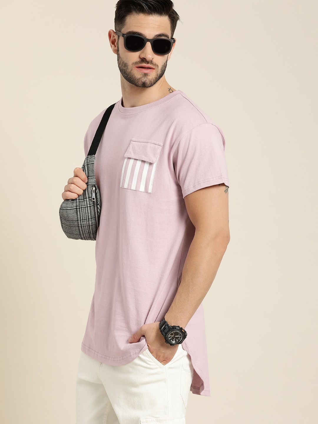 

Moda Rapido Men Lavender Solid Pure Cotton Longline T-shirt with Pocket