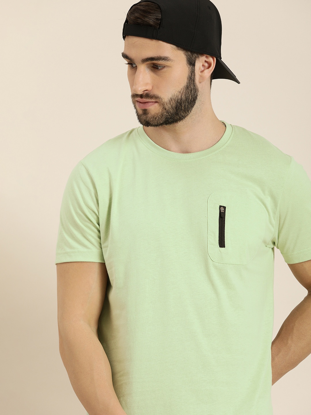 

Moda Rapido Men Green Solid Pure Cotton Casual T-shirt With Chest Pocket