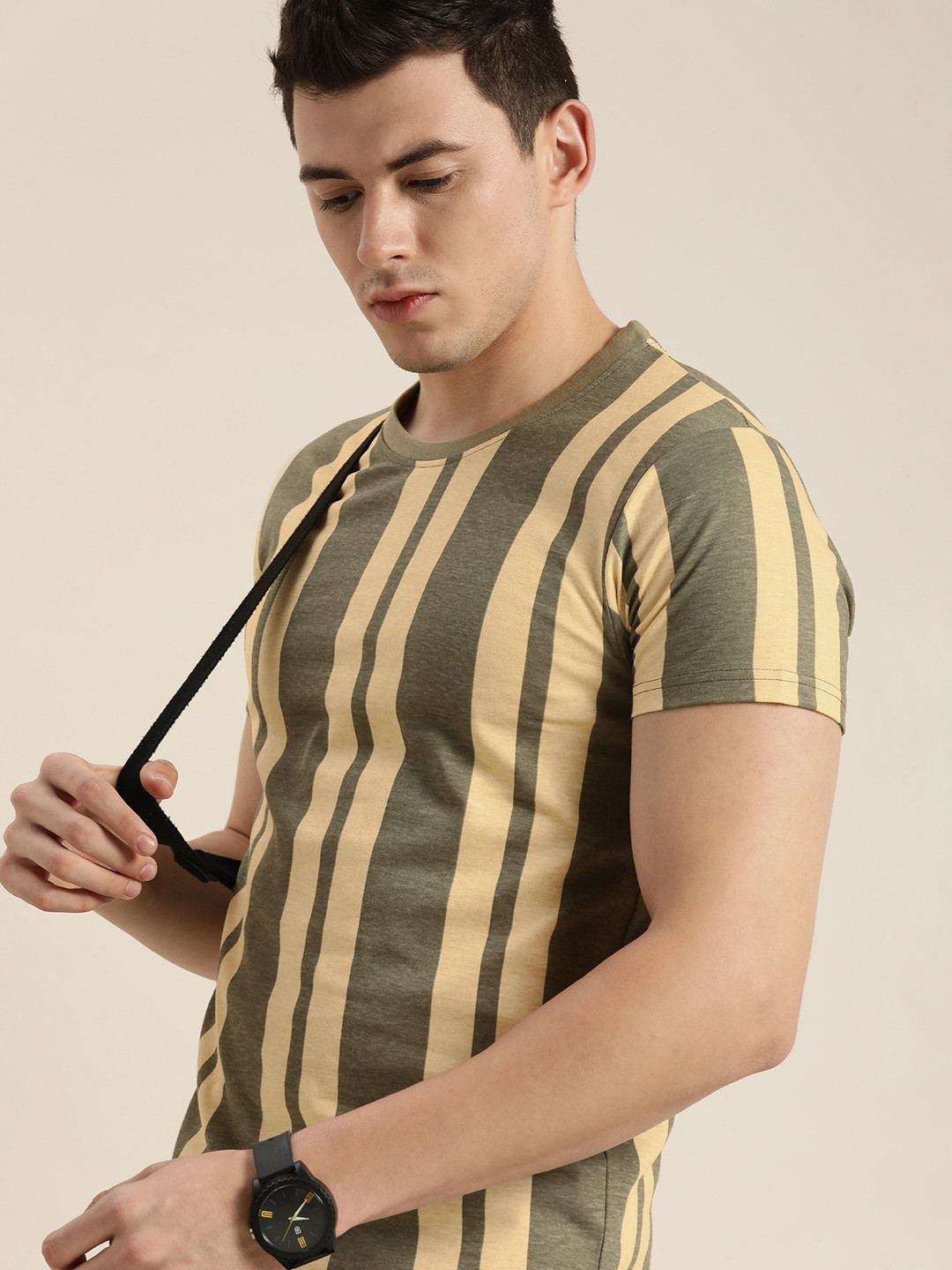 

Moda Rapido Men Charcoal Grey & Cream-Coloured Striped T-shirt