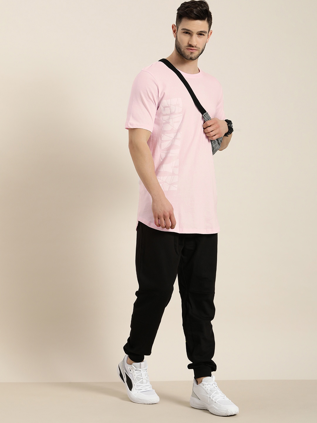 

Moda Rapido Men Pink Typography Printed Round Neck Pure Cotton Longline T-shirt