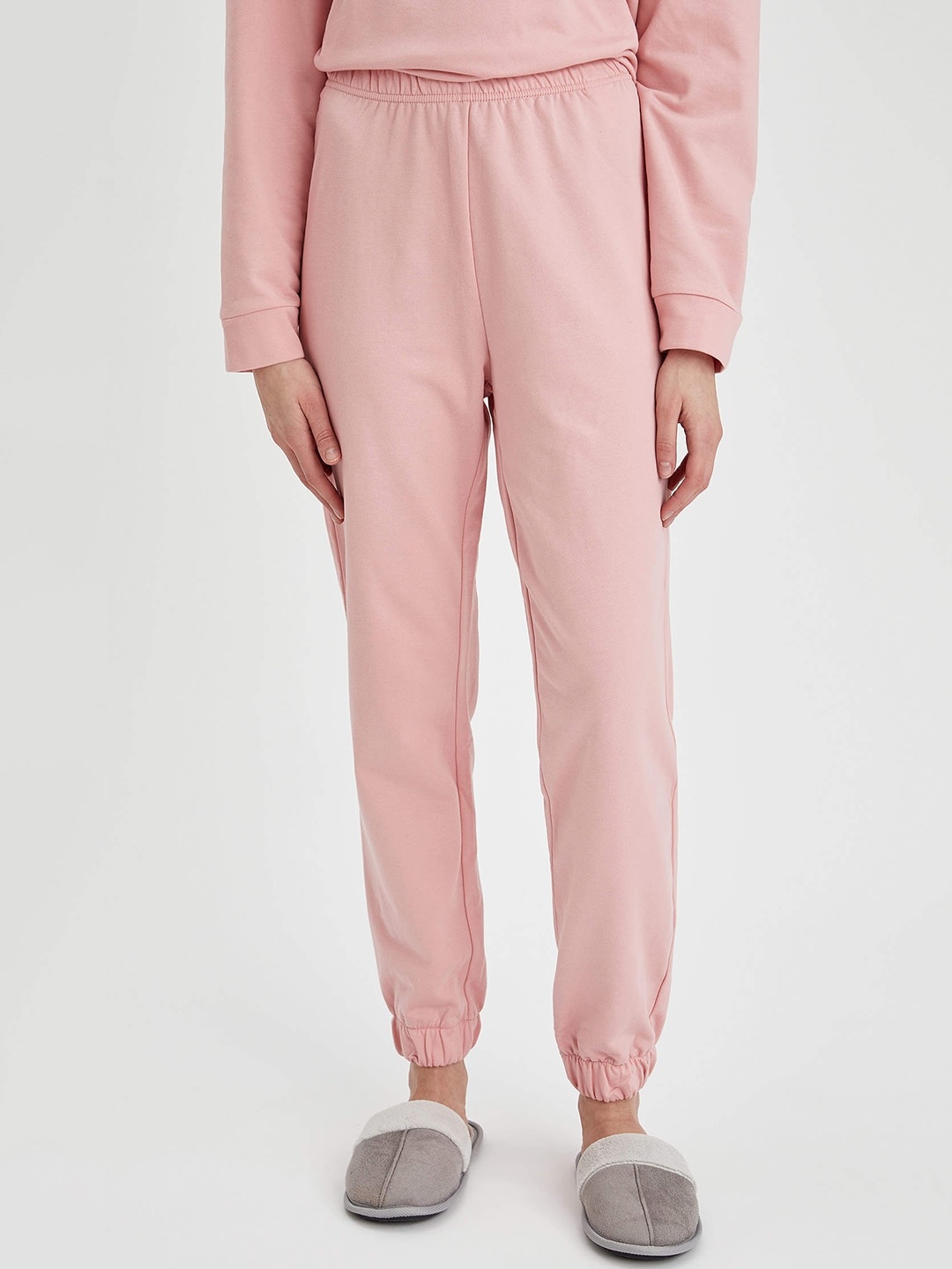 

DeFacto Women Pink Solid Pure Cotton Trousers