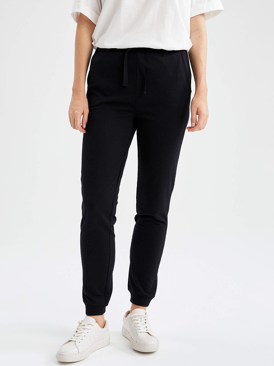 

DeFacto Women Black Joggers Trousers