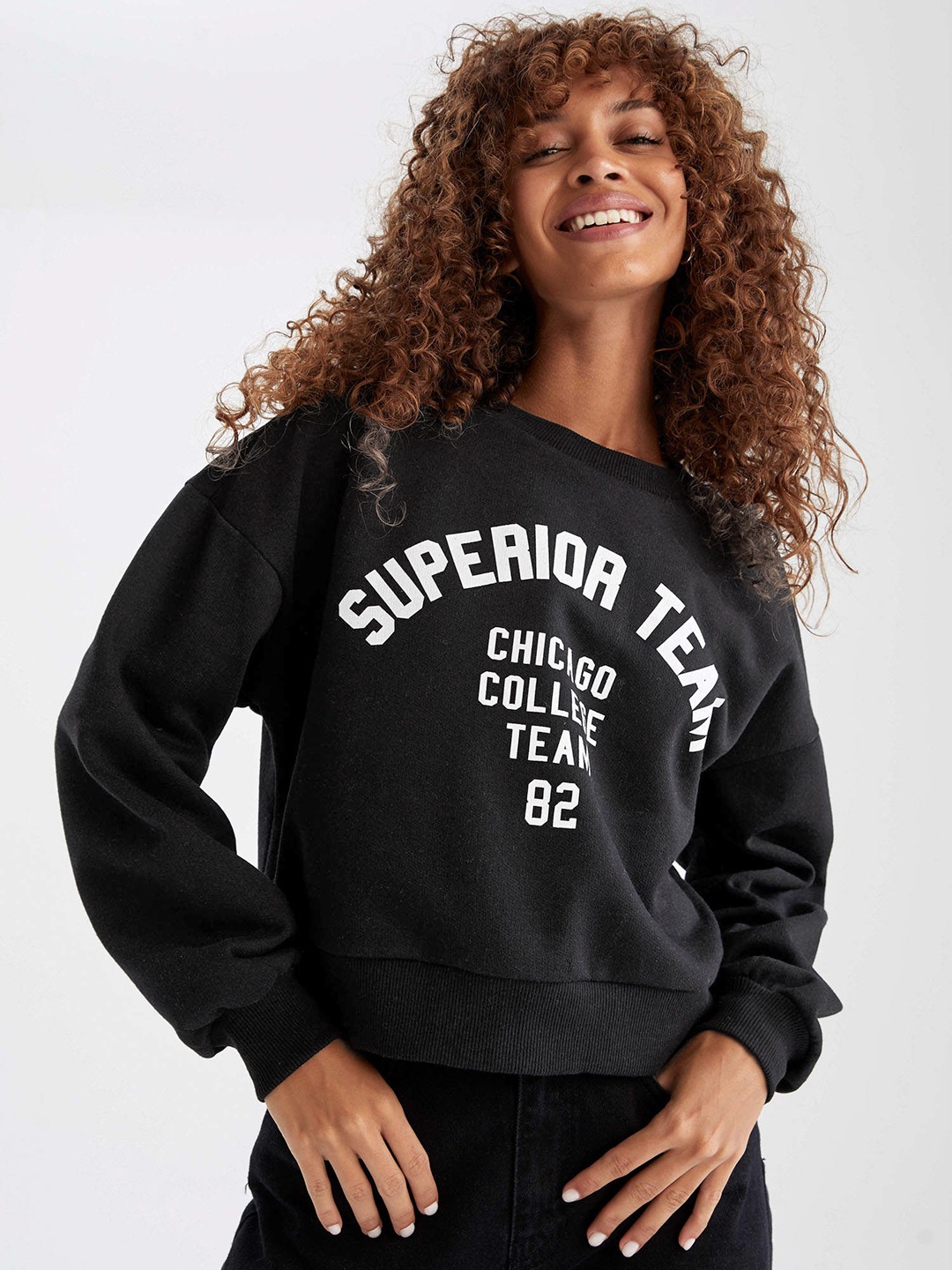 

DeFacto Women Black & White Typography Print Sweatshirt
