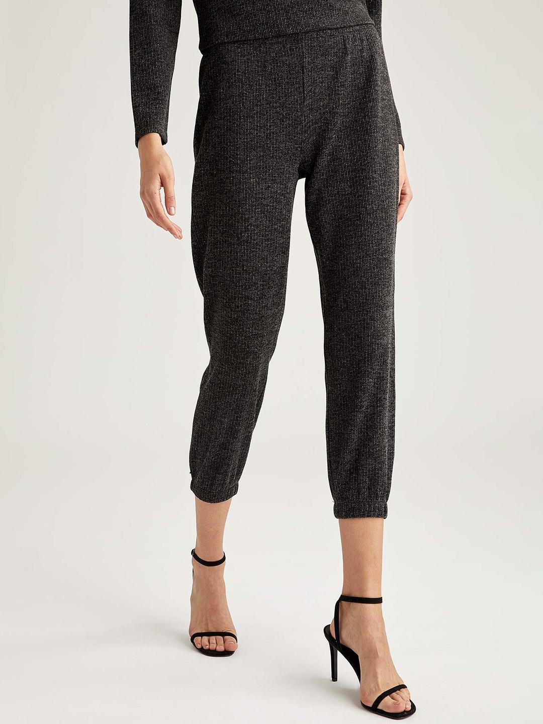 

DeFacto Women Charcoal Textured Joggers Trousers